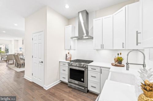 1003 Florida Ave, Washington, DC 20002-3705