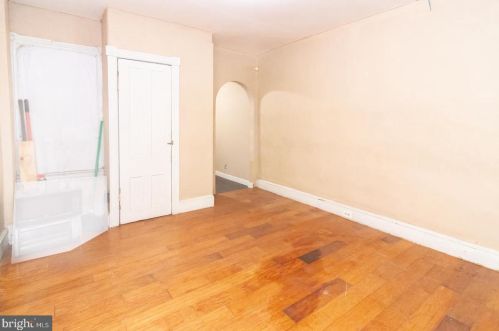 922 Liberty St, Trenton NJ 08611-1418 exterior