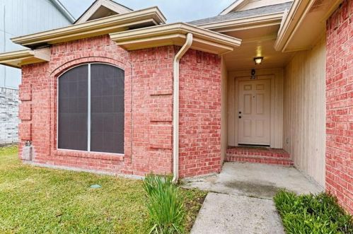 821 Ingleside Dr, Plano TX  75075-2576 exterior