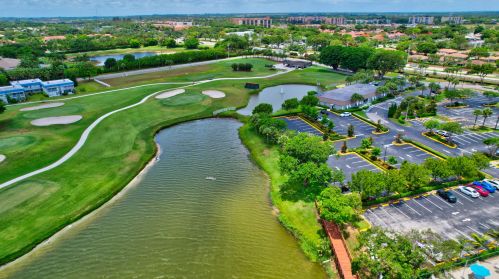 260 Saxony F, Delray Beach FL  33446-1838 exterior