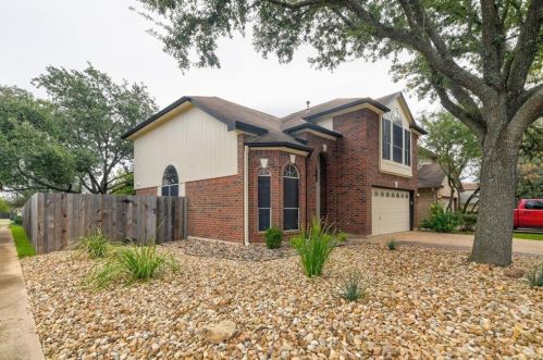 7716 Earp Way, Austin TX  78729-8034 exterior