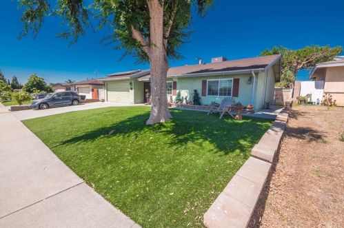 1627 Lake Ave, Ontario, CA 91764-1441