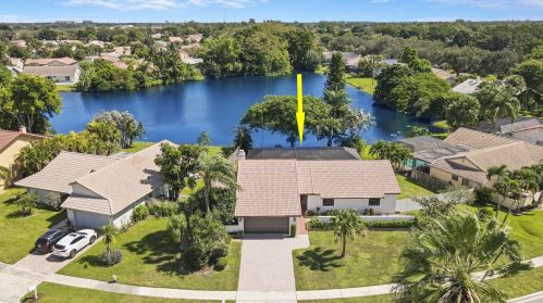 21210 Escondido Way, Boca Raton FL  33433-2521 exterior