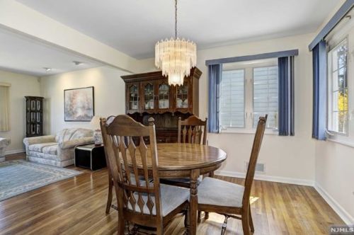 97 Woodland Ave, Verona NJ  07044-2207 exterior