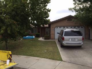 1980 Shamrock Ct, Pond, CA 93280-3609