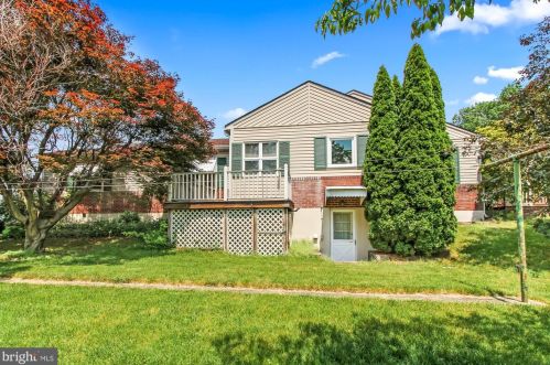 41 Blossom Ln, Schuylkill Haven PA  17972-1808 exterior