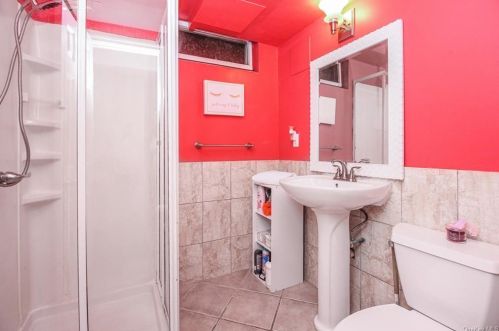 175 Ramona Ct, Yorktown Hgts NY  10598-3318 exterior