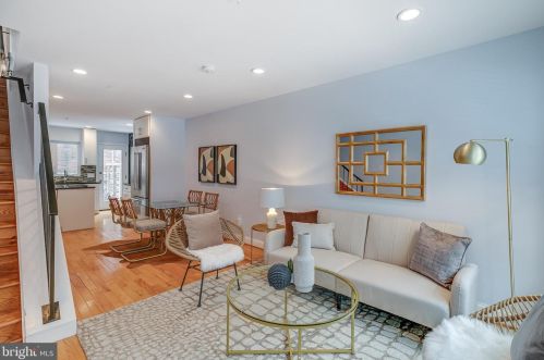 2609 Catharine St, Philadelphia, PA 19146-2311
