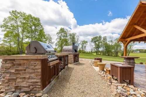 17978 Nashport Rd, Nashport OH  43830-4601 exterior