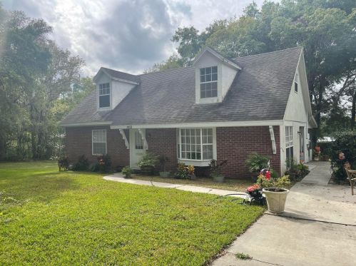 1033 Hammock Rd, Brooksville, FL 34601-1255