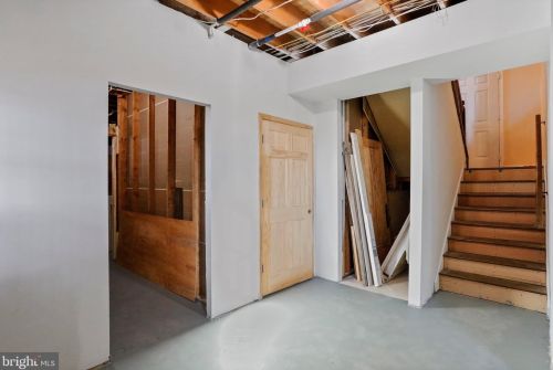 185 Baptist Ln, Linden VA  22642-5660 exterior