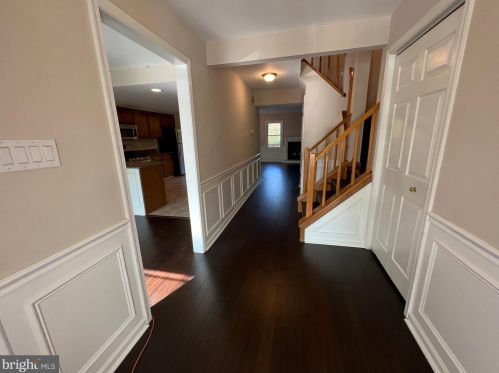 46 Woodstream Dr, Wayne, PA