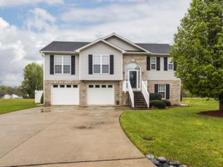 130 Fieldcreek Ct, Winston Salem, NC 27105-9805