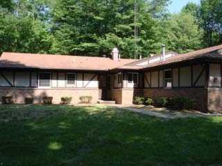 10705 Maumee Western Rd, Swanton, OH 43558-9681