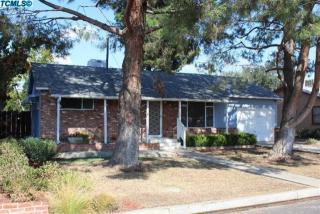 3220 Westcott Ave, Visalia, CA 93292-3332