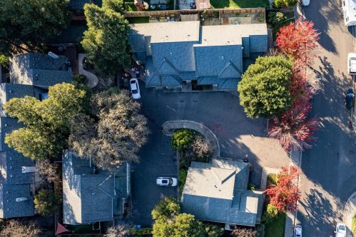 2304 Donahue Ave, Santa Rosa, CA 95401-9045