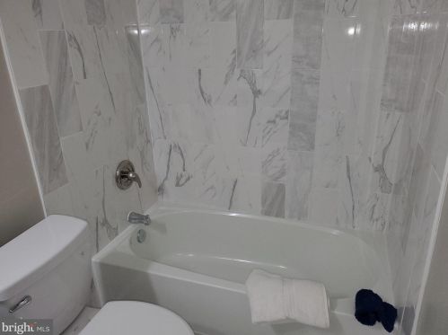 194 Northampton Dr, Willingboro NJ  08046-1343 exterior