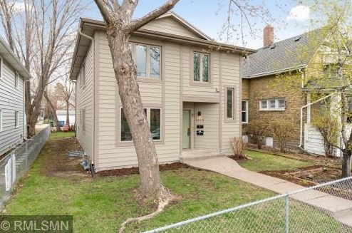 1215 4th St, Minneapolis, MN 55414-2044