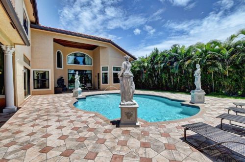 8285 Hawks Gully Ave, Delray Beach FL  33446-9674 exterior