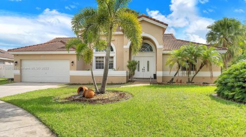 925 202nd Ave, Hollywood FL  33029-3442 exterior