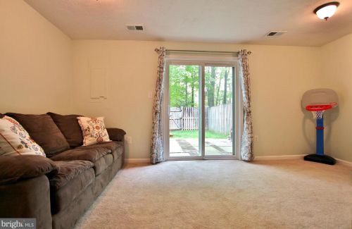 7616 Whitly Way, Lorton VA  22079-1745 exterior