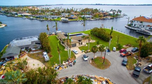 107 57th Ter, Cape Coral, FL 33914-7136