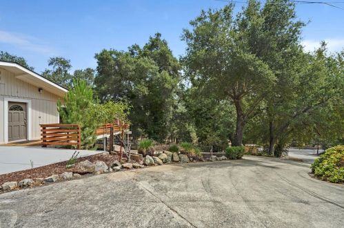 16245 Uvas Rd, Morgan Hill, CA 95037-9138