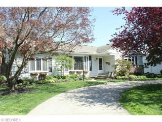 7539 Sharonlee Dr, Concord Township, OH 44060-5742