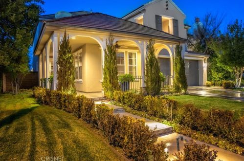 26173 Lone Rock Ct, Santa Clarita CA  91381-0647 exterior