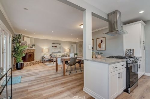 820 Stevely Ave, Long Beach CA 90815-3557 exterior