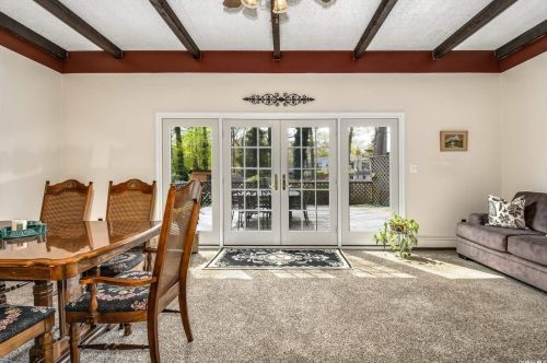 50 Polk Ave, Elwood NY  11731-1143 exterior