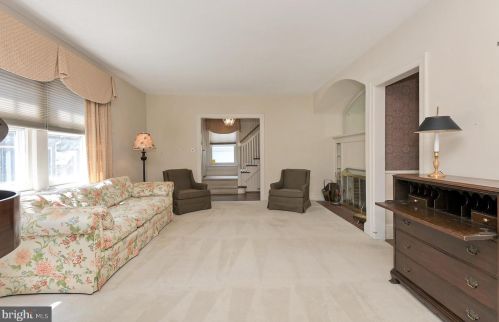 7 Buckingham Ave, Trenton NJ  08618-3311 exterior