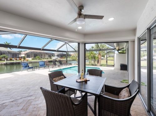 773 Holly Ct, Marco Island FL  34145-1915 exterior