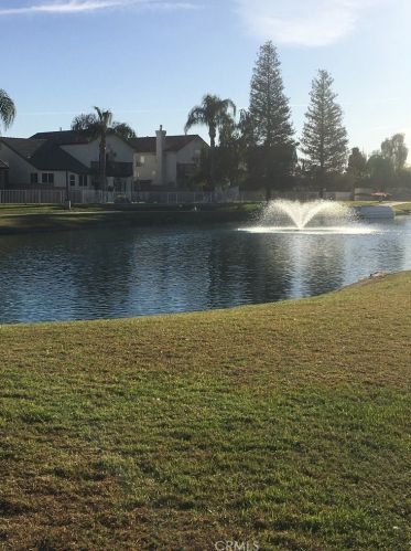 8423 Northshore Dr, Bakersfield CA  93312-4988 exterior