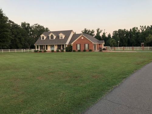 75 Kings Hwy, Conway, AR 72032-9440