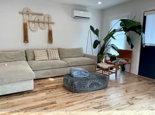 106 Lareine Ave, Bradley Beach, NJ 07720-1333