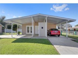422 Butterfly Cir, Gretna, LA 70056-2732