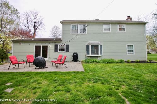 111 Princess Anne Dr, East Freehold NJ  07728-3066 exterior