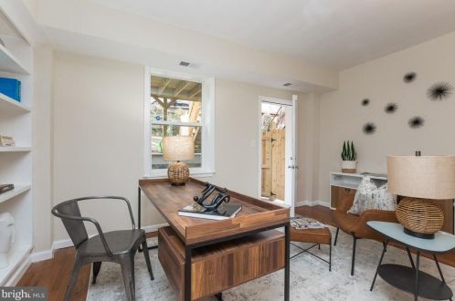 2202 16 St, Washington DC 20020-4302 exterior