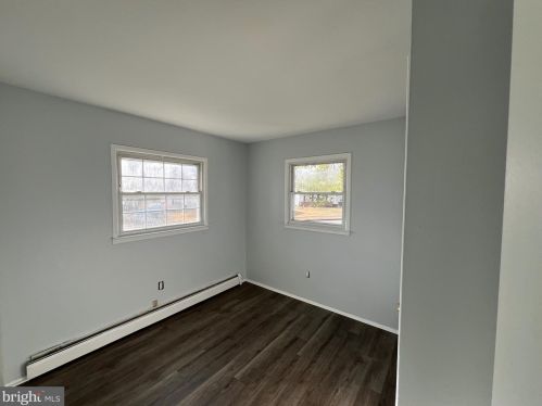 15023 Carlsbad Rd, Woodbridge VA  22193-1605 exterior