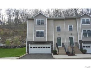 63 Stetson Pl, Danbury, CT 06811-3876