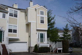 2108 Harvest Ct, Whippany, NJ