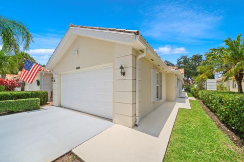 2433 Parkside Dr, Palm City, FL 34990-2793