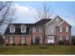 6708 Thornbriar St, Canton, OH 44718-3777