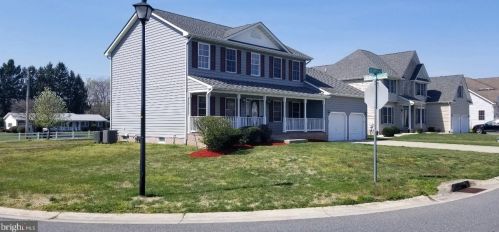 13 Granite Way, Dover, DE 19901-8218