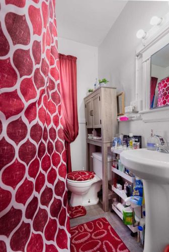 33 Manitou Ave, Poughkeepsie NY  12603-2731 exterior