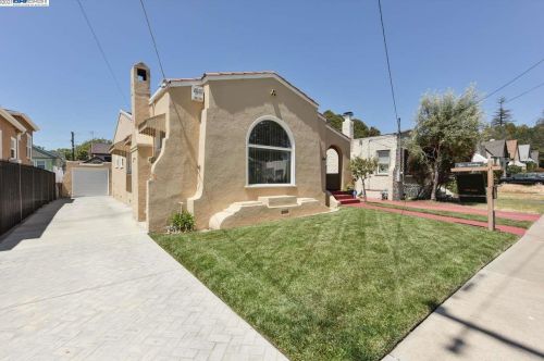 3015 58th Ave, Oakland, CA 94605-1123