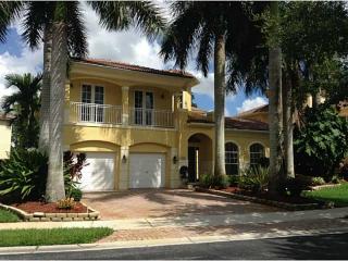 6943 113th Pl, Miami, FL 33178-4546