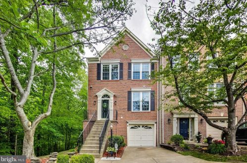 7101 Tanworth Dr, Springfield, VA 22152-3663