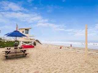 30611 El Sueno Dr, Malibu, CA 90265-3142